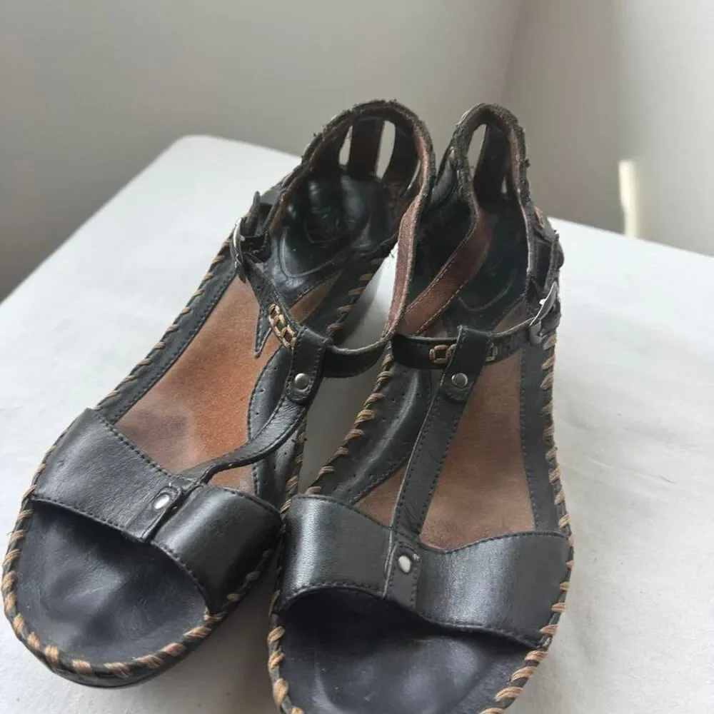 Ariat Black Leather T-Strap Sandals Women’s Size 7.5 Western Boho